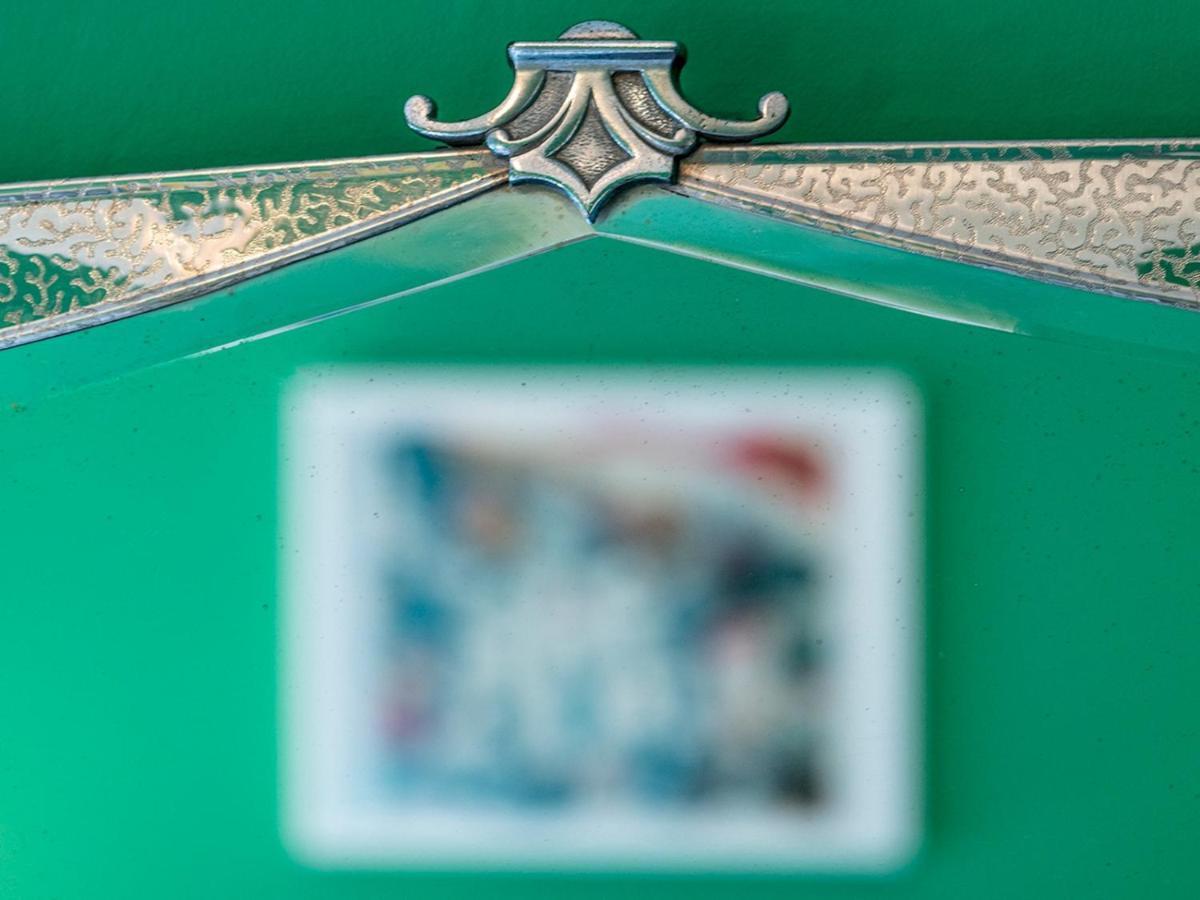 Pass The Keys Colourful, Quirky Artist-Owned 3 Bed Next To Cafes Villa Belfast Exteriör bild
