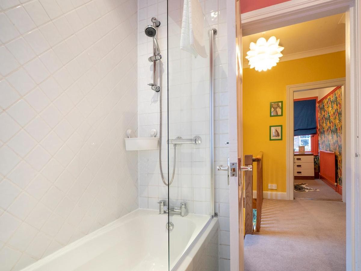 Pass The Keys Colourful, Quirky Artist-Owned 3 Bed Next To Cafes Villa Belfast Exteriör bild