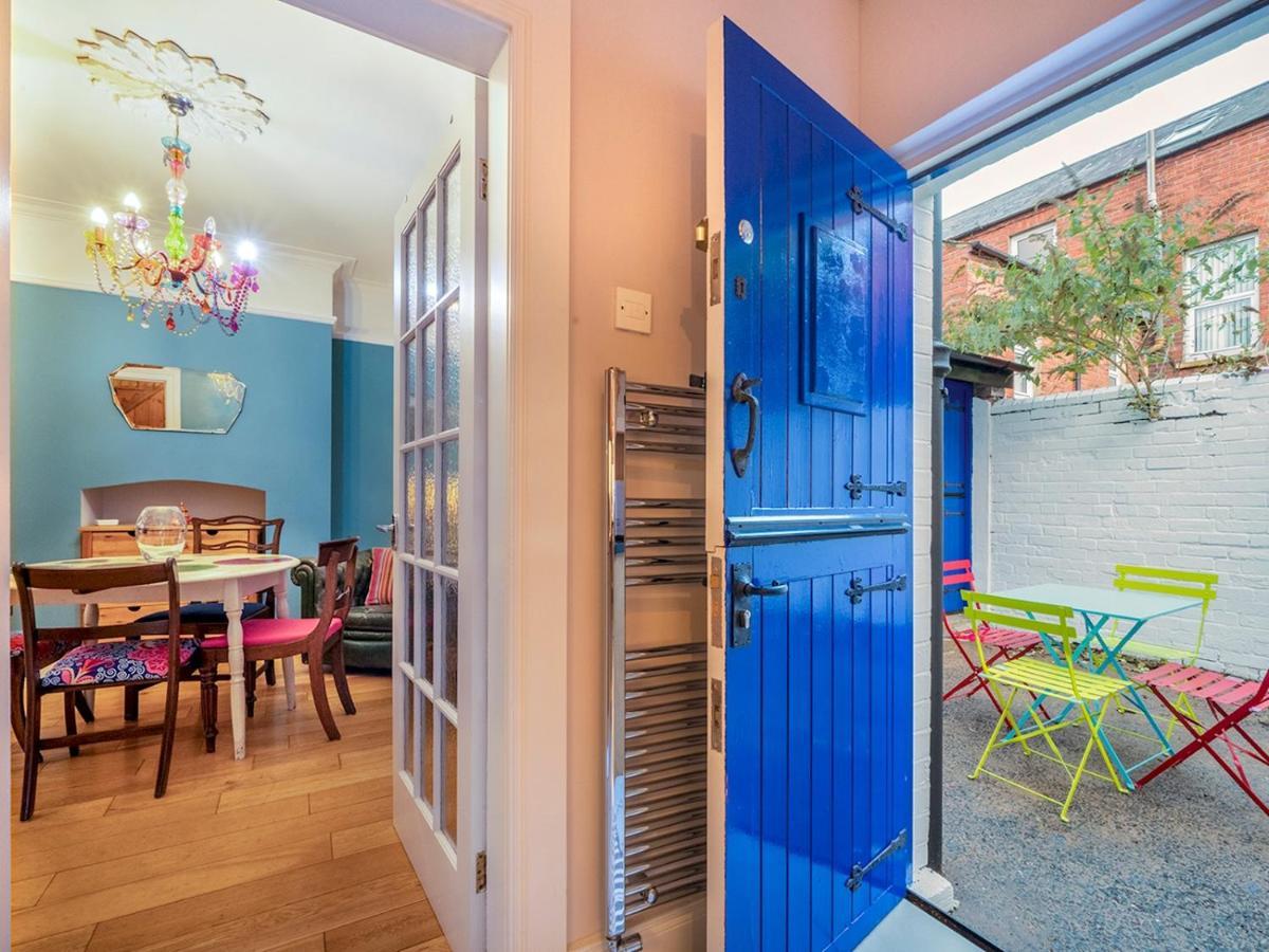 Pass The Keys Colourful, Quirky Artist-Owned 3 Bed Next To Cafes Villa Belfast Exteriör bild