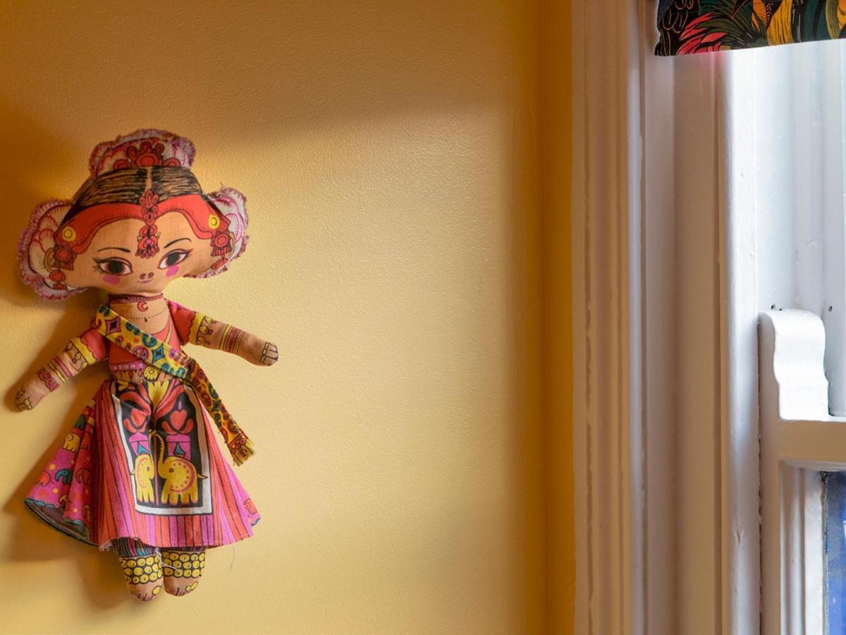 Pass The Keys Colourful, Quirky Artist-Owned 3 Bed Next To Cafes Villa Belfast Exteriör bild
