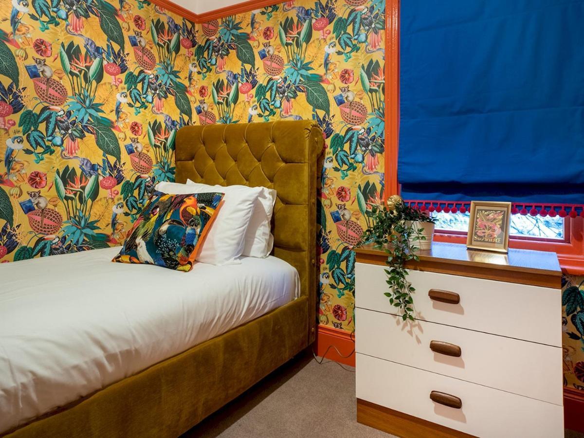 Pass The Keys Colourful, Quirky Artist-Owned 3 Bed Next To Cafes Villa Belfast Exteriör bild